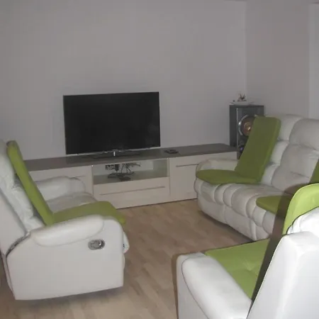 Dom Sticna * Ivancna Gorica