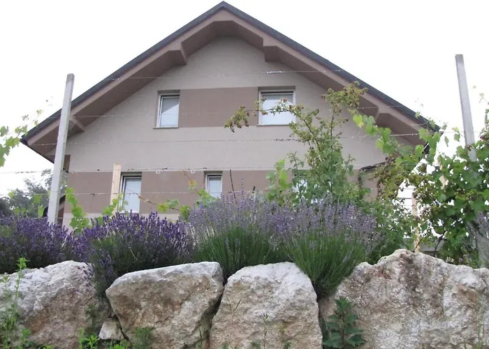 Dom Sticna Ivancna Gorica