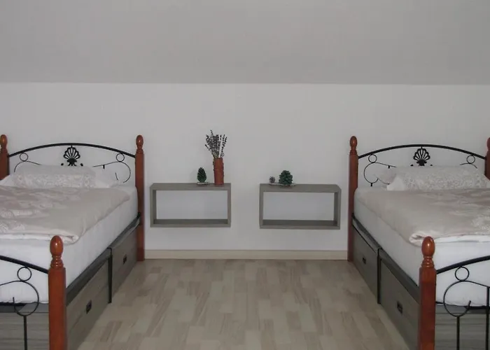 Dom Sticna Casa de Férias