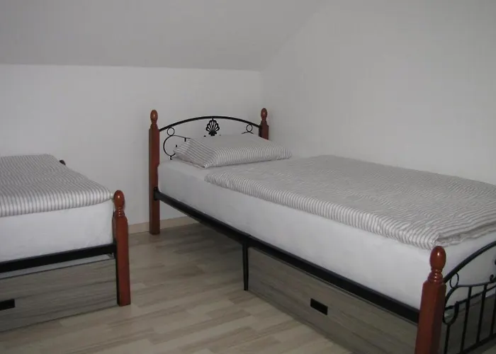 Dom Sticna Počitniška hiša *