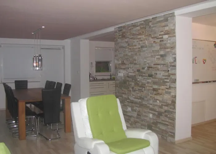 Dom Sticna * Ivancna Gorica